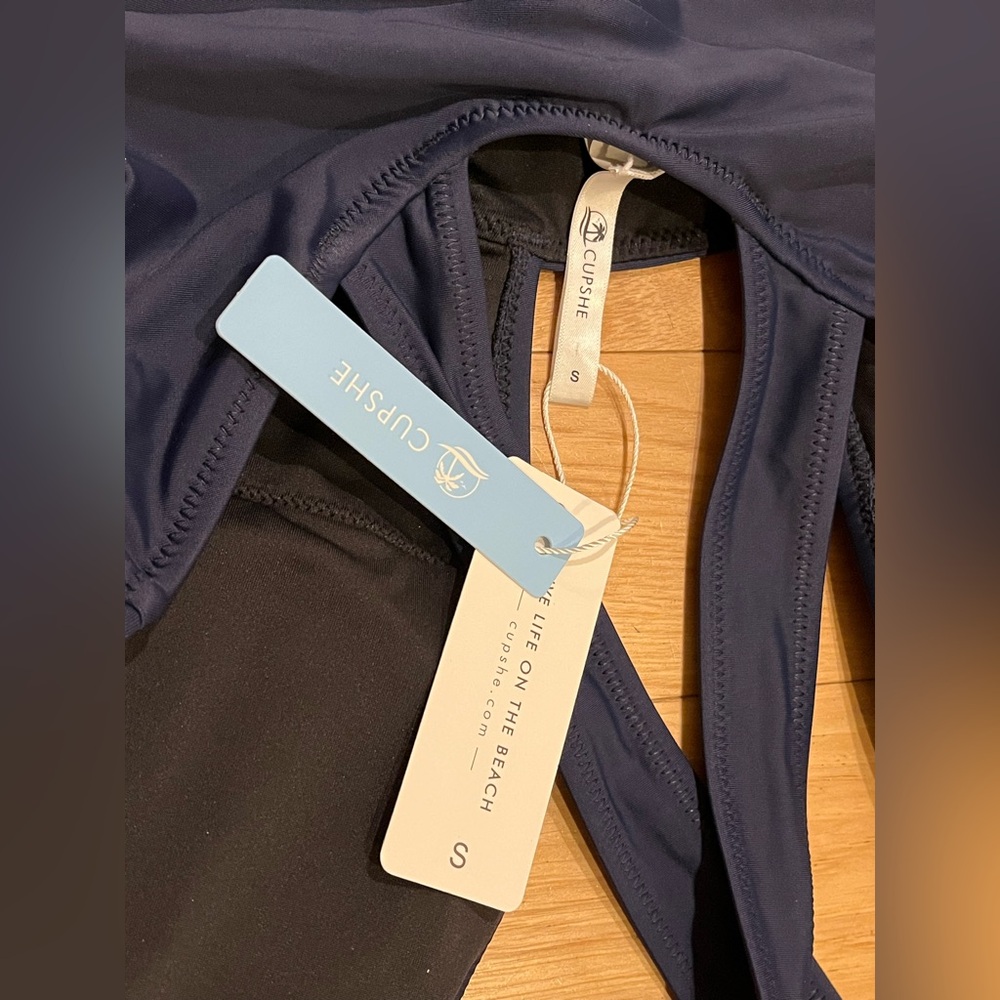 Cupshe Navy Cross-Front One Piece Swimsuit - Picture 5 of 8